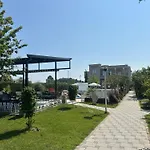 Kompleksi Kenaqesia