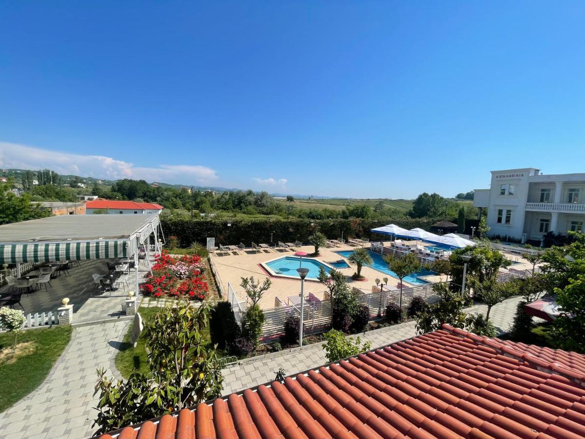 Kompleksi Kenaqesia Bed & Breakfast Rubjeke