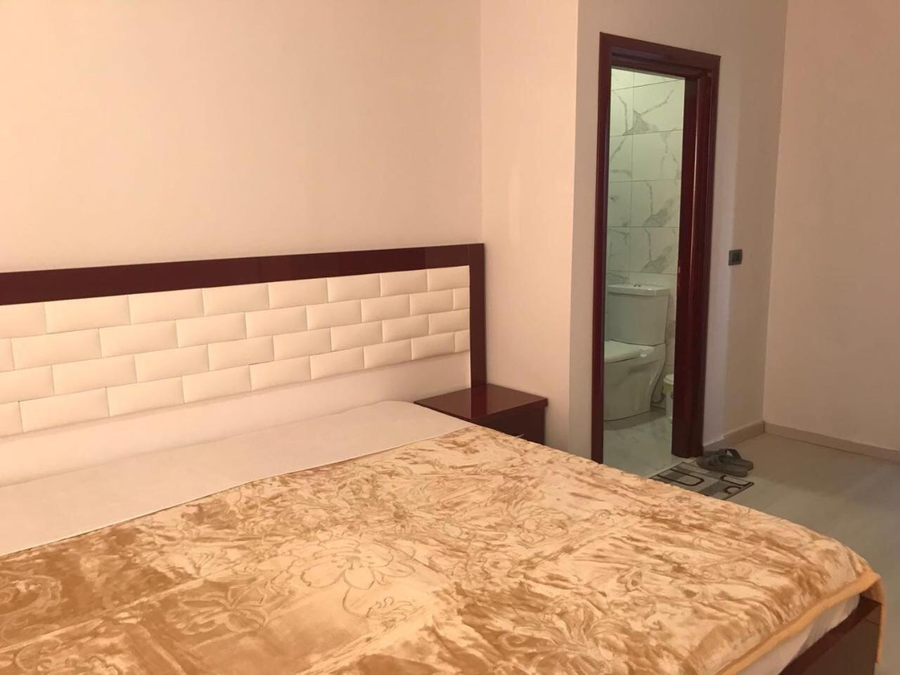 Bed and breakfast Kompleksi Kenaqesia