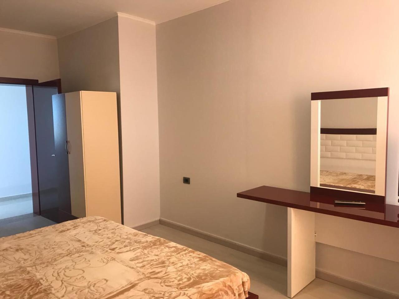 Kompleksi Kenaqesia Bed & Breakfast